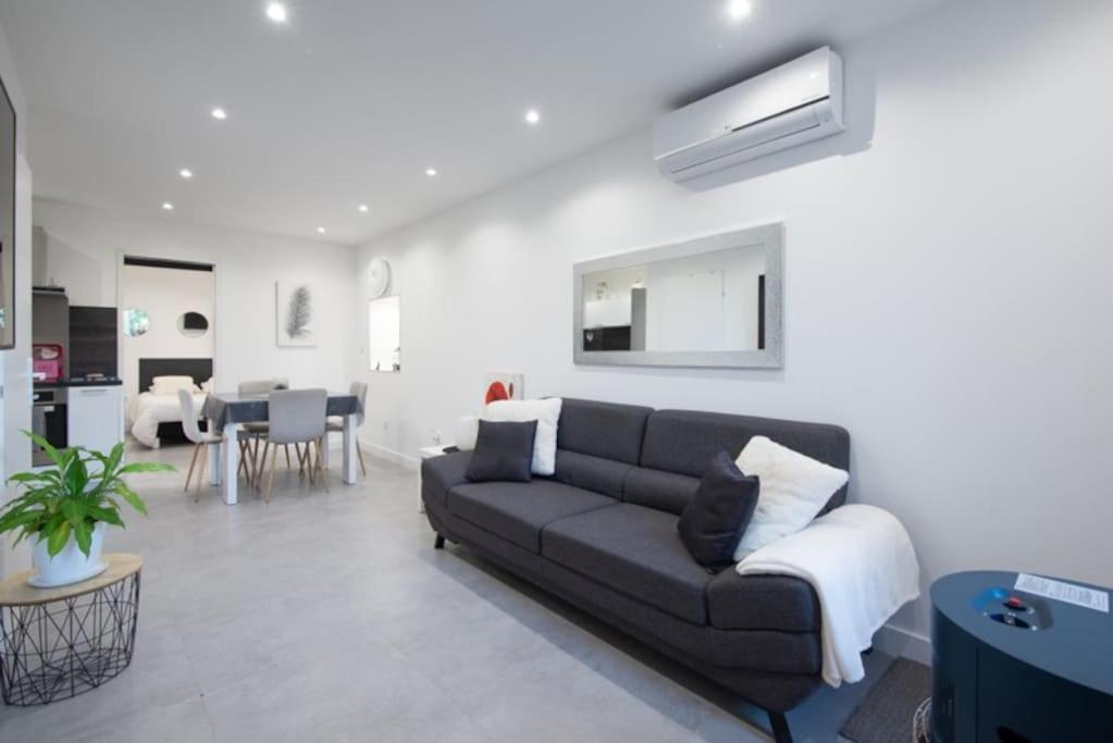 Maison De Ville A Proximite Du Centre Historique Villeneuve-lès-Avignon Екстериор снимка